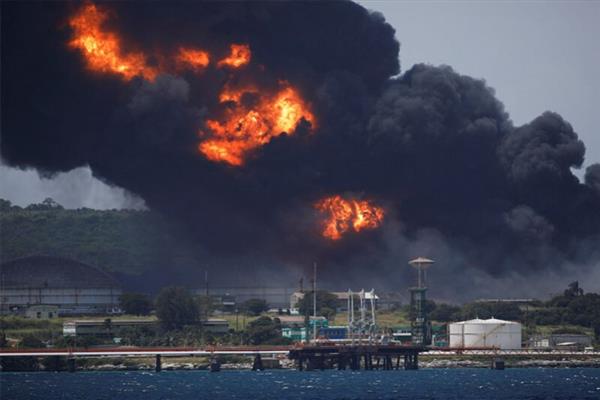 حريق مستودع النفط