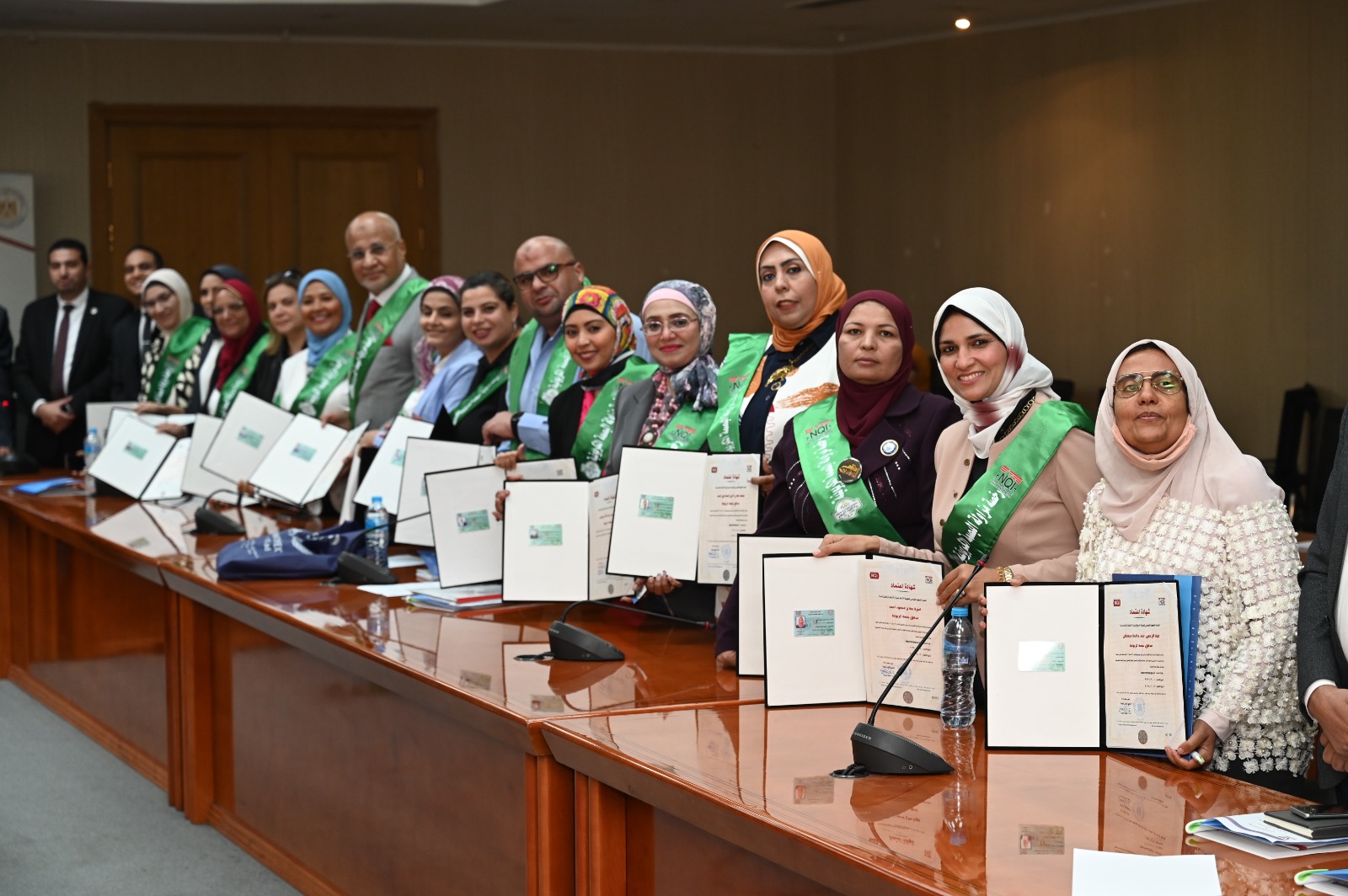 وكالة أنباء و أخبار اقتصادية | سعر صرف العملات | البورصة و أسواق المال