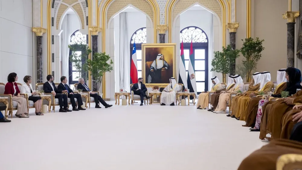 الإمارات-وتشيلي