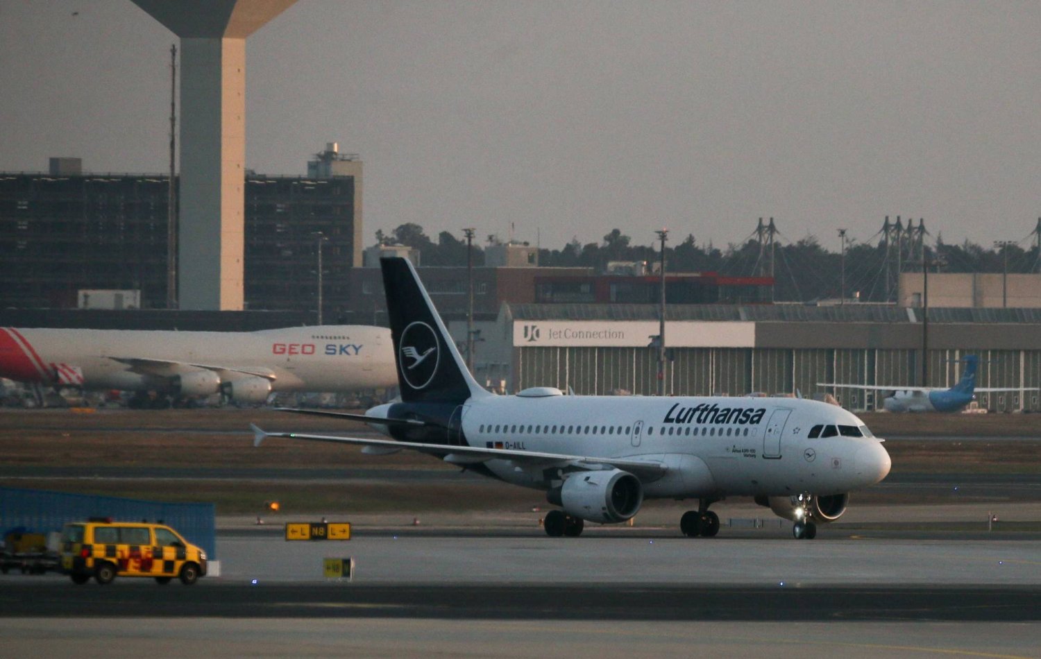 قطاع-الطيران