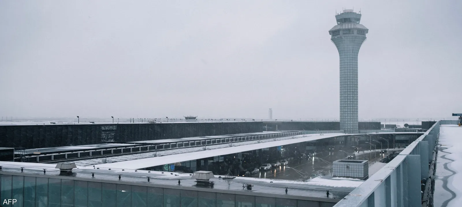 الرحلات-الجوية