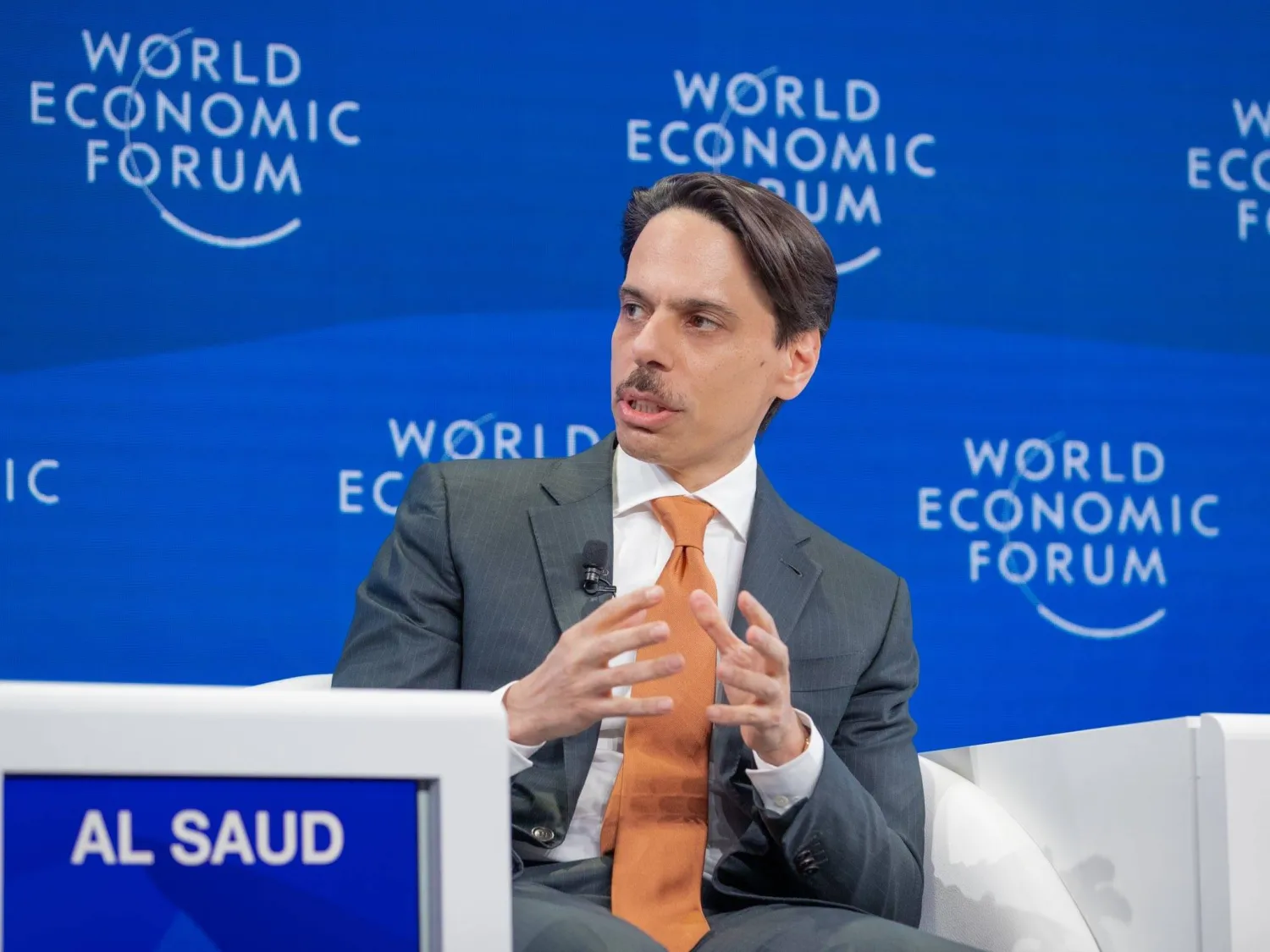 السعودية-تشارك