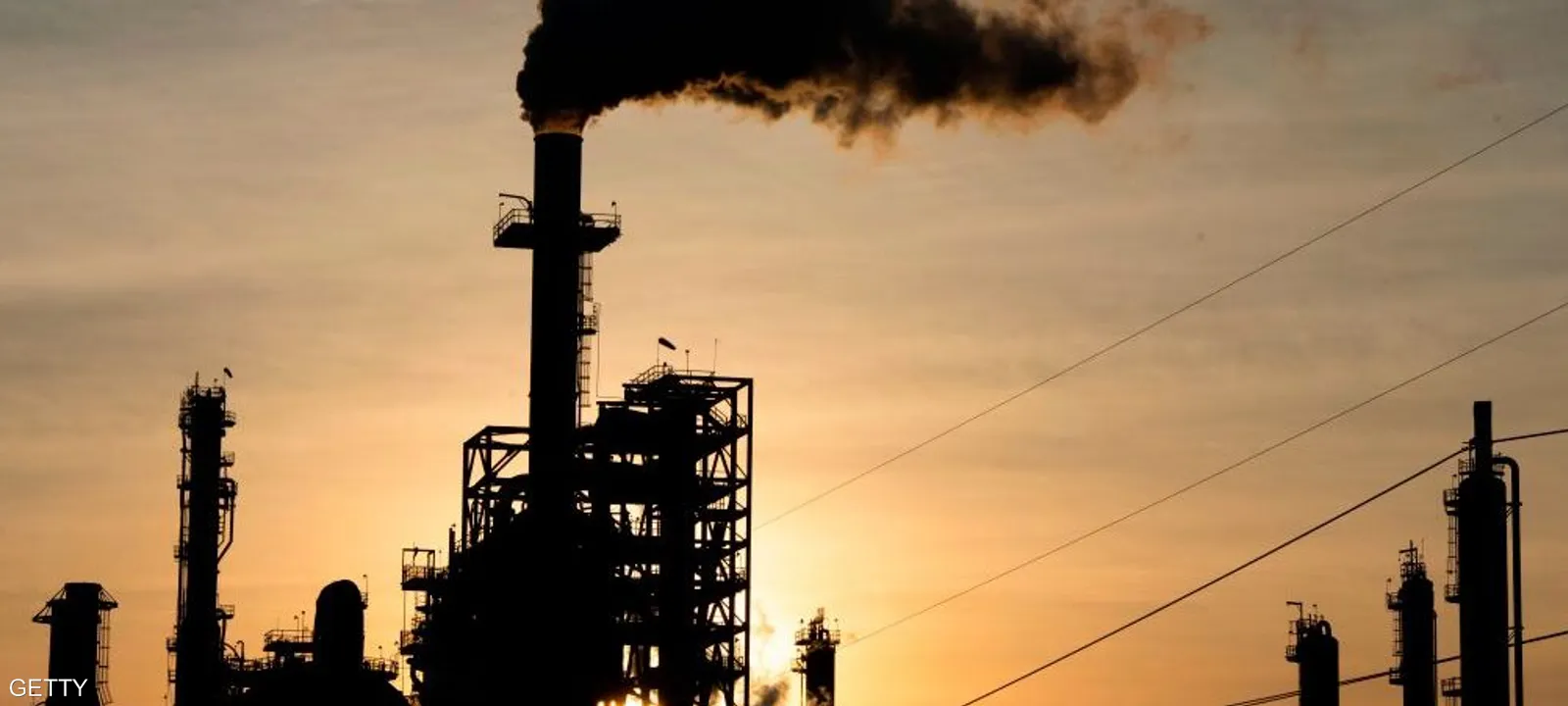 النفط-يتراجع