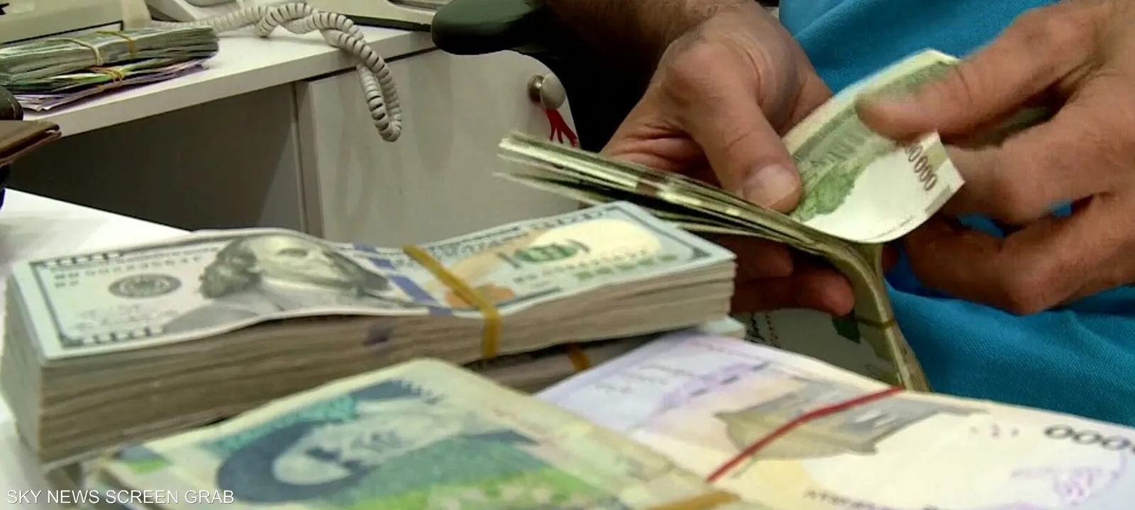 الريال-الإيراني