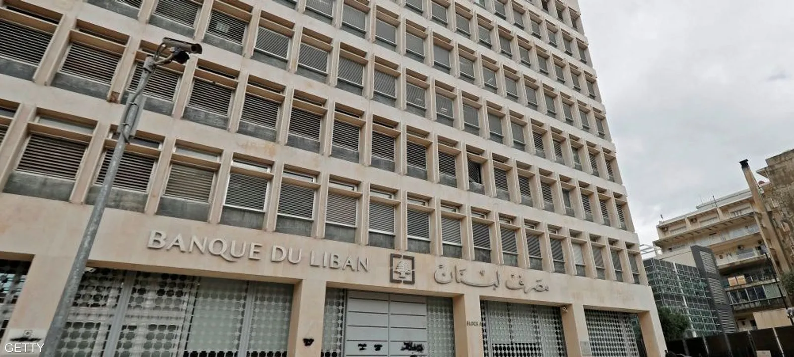 يوقع-اتفاقية