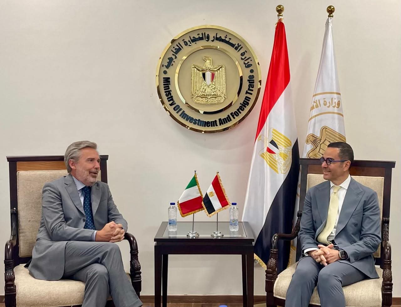 وكالة أنباء و أخبار اقتصادية | سعر صرف العملات | البورصة و أسواق المال