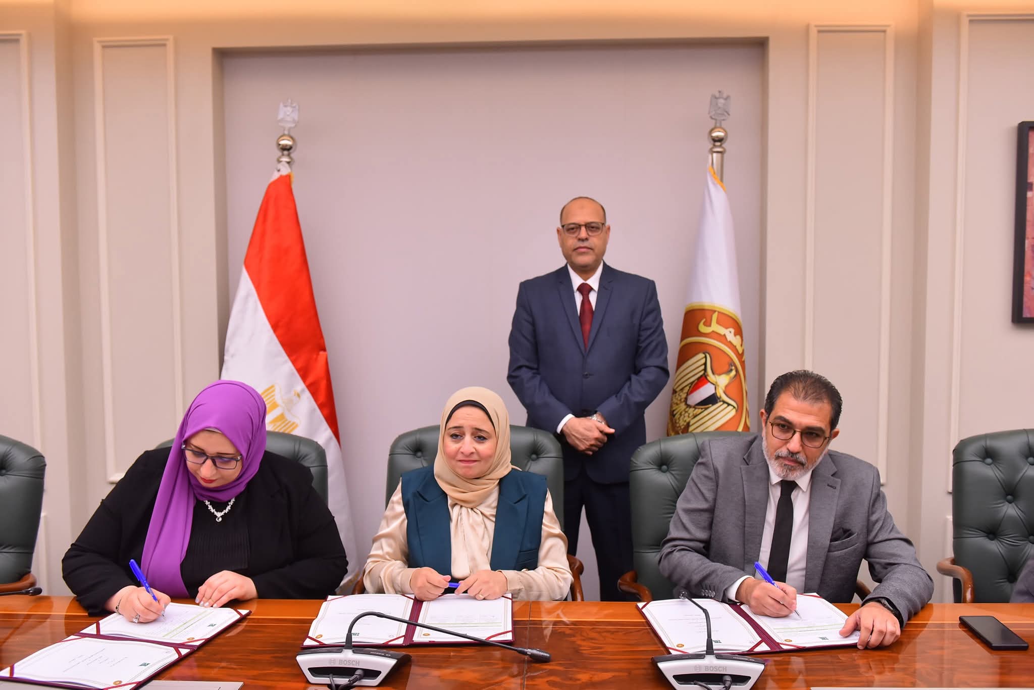 وكالة أنباء و أخبار اقتصادية | سعر صرف العملات | البورصة و أسواق المال