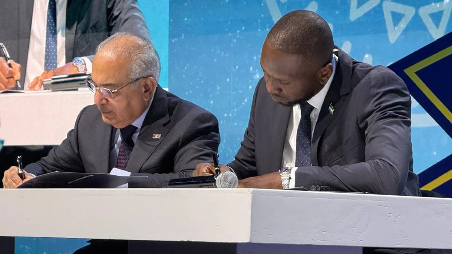 وكالة أنباء و أخبار اقتصادية | سعر صرف العملات | البورصة و أسواق المال