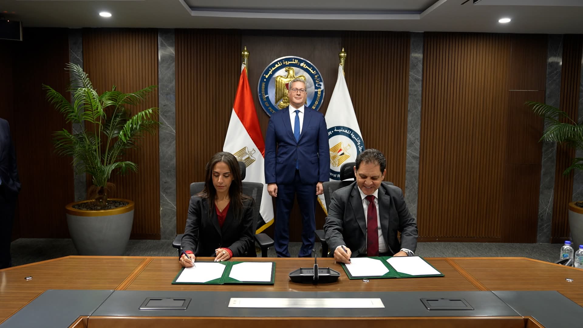 وكالة أنباء و أخبار اقتصادية | سعر صرف العملات | البورصة و أسواق المال