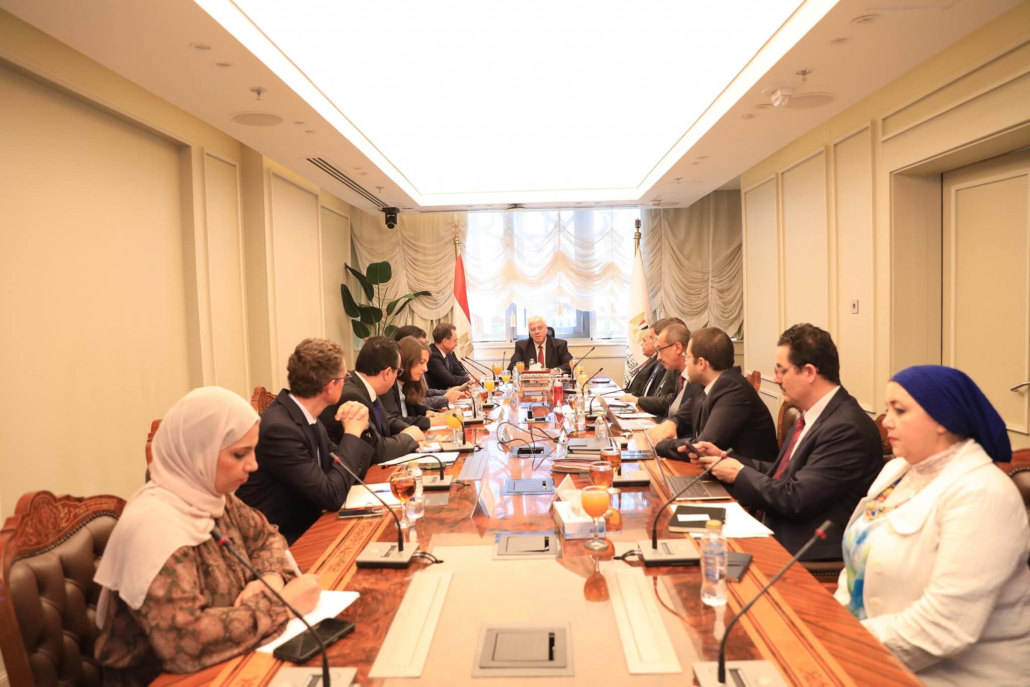 وكالة أنباء و أخبار اقتصادية | سعر صرف العملات | البورصة و أسواق المال