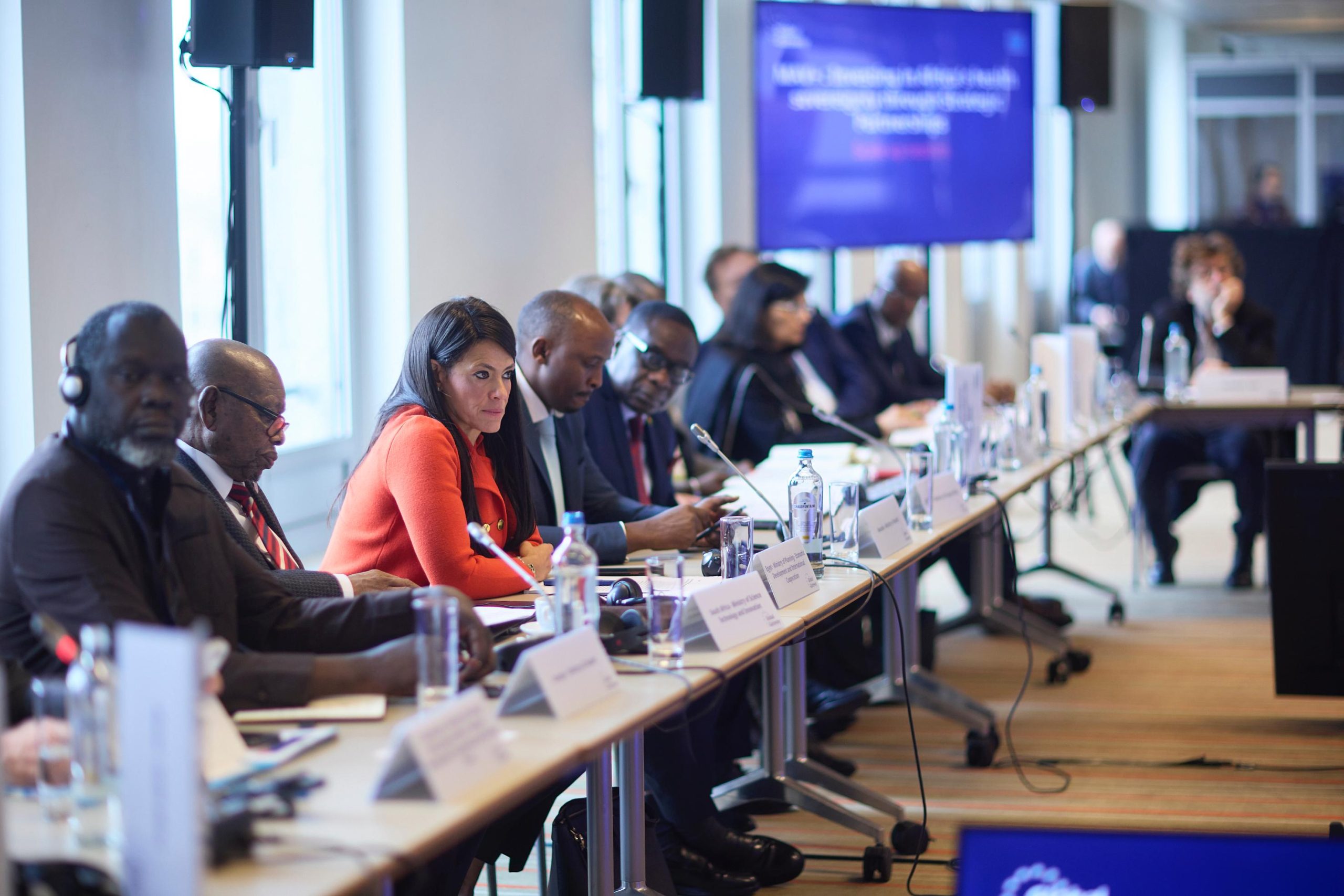 وكالة أنباء و أخبار اقتصادية | سعر صرف العملات | البورصة و أسواق المال